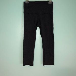 Lululemon cropped grey leggings
